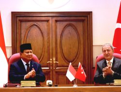 Tindak Lanjuti Rencana Aksi Kerja Sama Pertahanan, Prabowo Subianto Kunjungi Menhan Turki